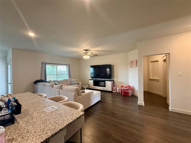 Building Photo - 1750 Gleasondale Pl