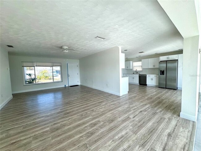 Building Photo - 535 173rd Ave