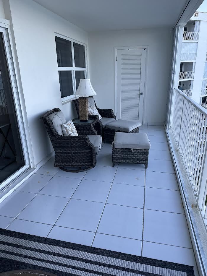 Building Photo - 3101 S Ocean Blvd