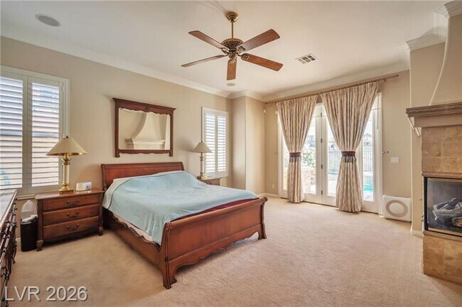 Building Photo - LUXURY HOME IN SEVEN HILLS