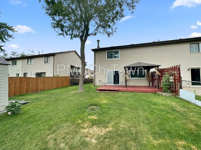 Building Photo - 2155 Wildwood Ln