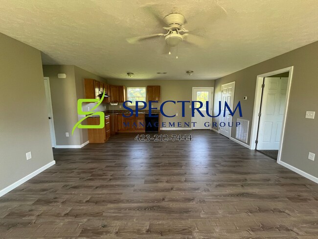Building Photo - 3-bedroom, 2-bathroom