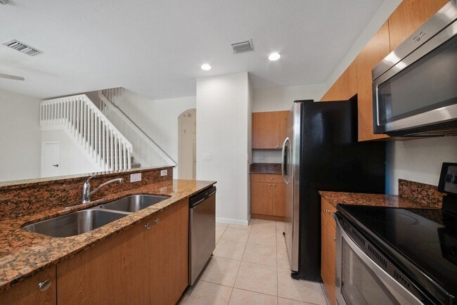 Building Photo - 7399 Briella Dr