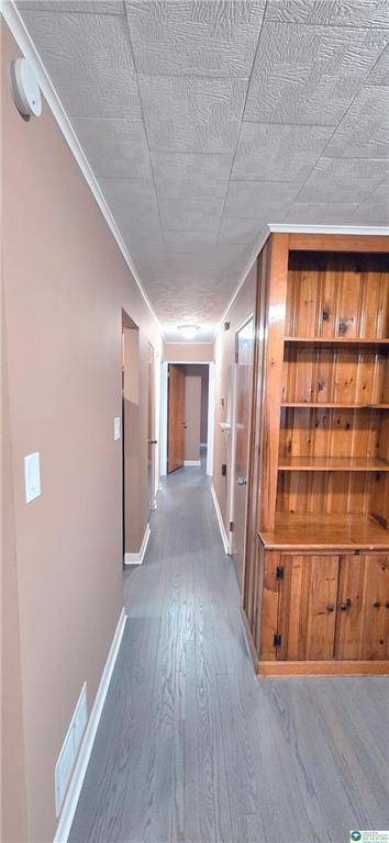 Building Photo - 1103 N Van Buren St