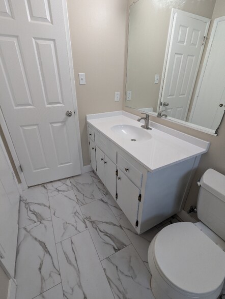 Building Photo - 635 Gisler Way