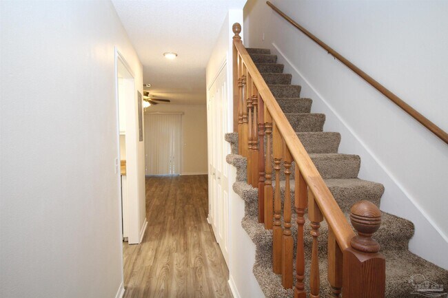 Building Photo - 10154 Vixen Pl