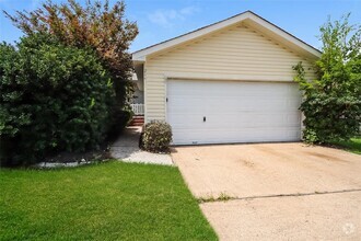 Building Photo - 21431 Sweet Grass Ln