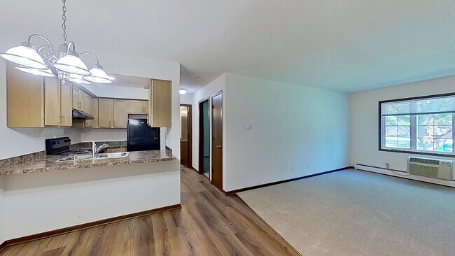 Building Photo - Renovated Upper 1 Bedroom 1 Bathroom Apart...