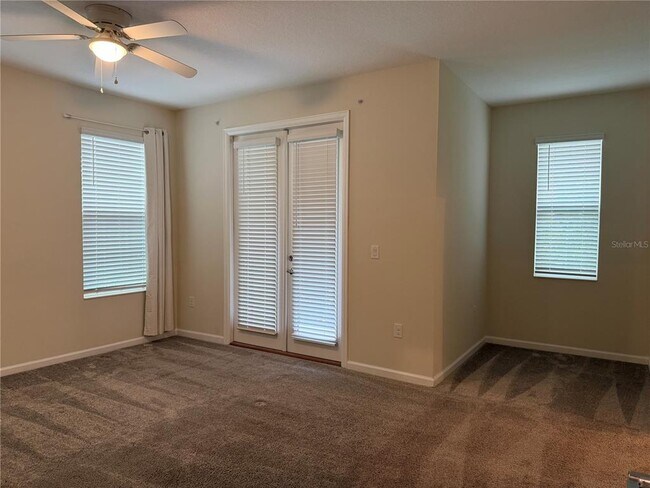 Building Photo - 8513 Golf Wy