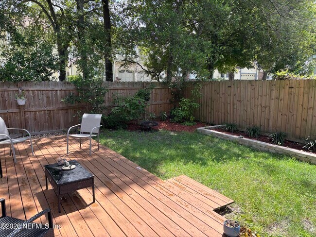 Building Photo - 7750 Manassas Ct E