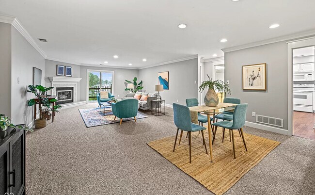 Building Photo - 8751 Jaffa Ct Dr E