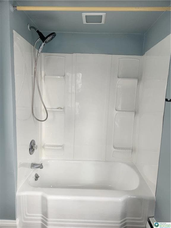 Building Photo - 2325 Washington Ave