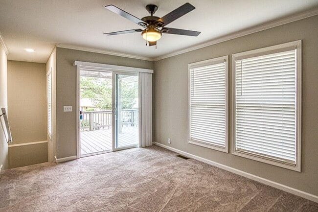 Building Photo - 49 Destino Way