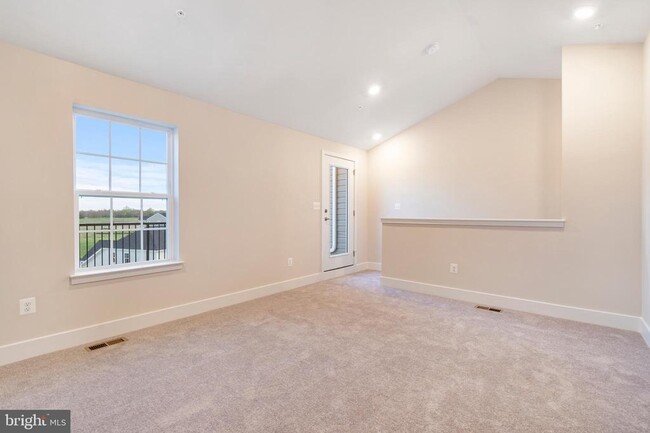 Building Photo - 1425 Clingmans Dome Dr
