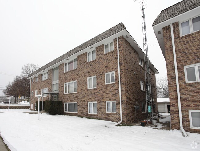 Building Photo - 401 N 57th St