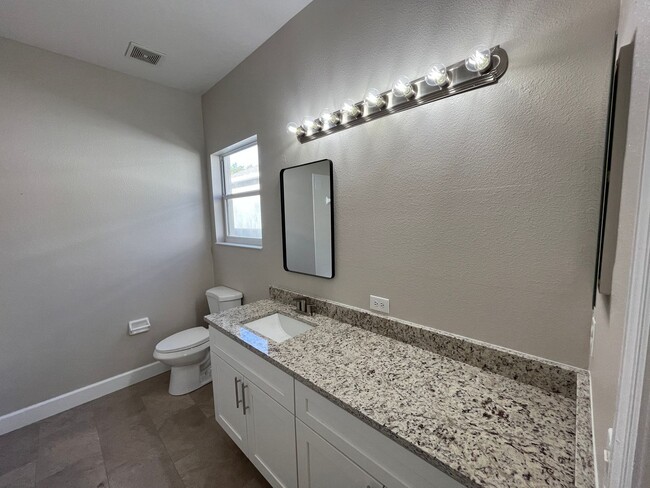 Building Photo - 9433 Candice Ct