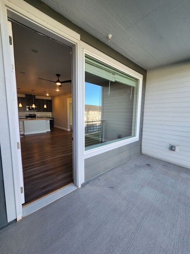 Building Photo - 9570 Accord Ln