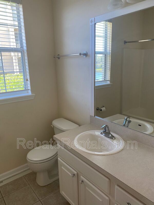 Building Photo - 7801 Point Meadows Dr