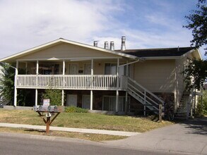 Building Photo - 510 S 20th Ave
