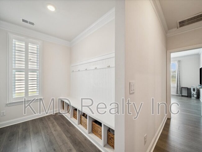 Building Photo - 6112 Willow Pin Ln