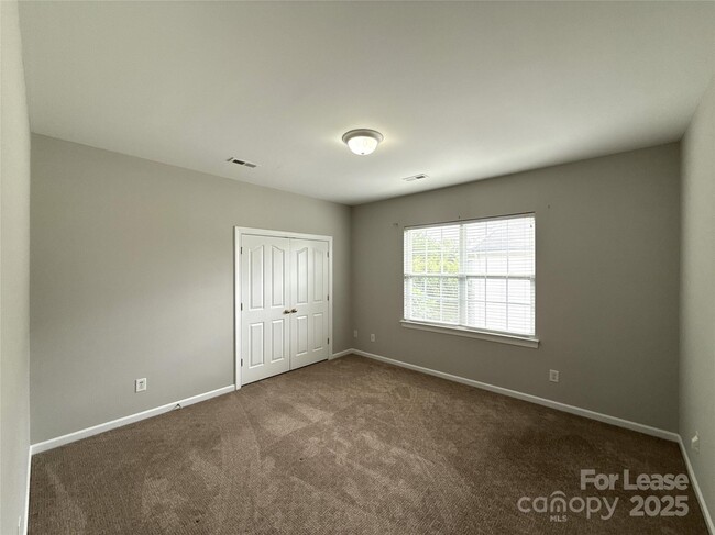 Building Photo - 1113 Cooper Ln