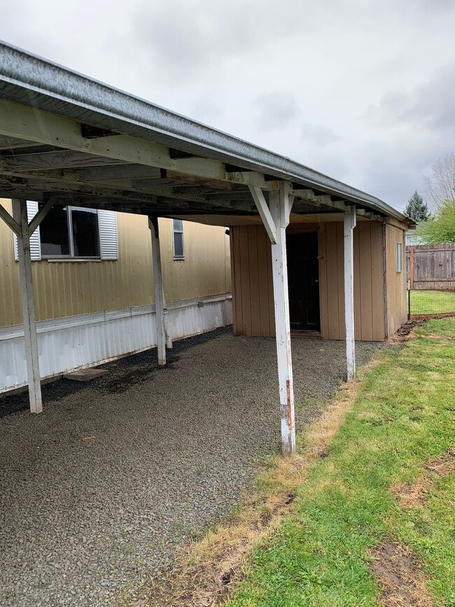 Building Photo - 2 Bedroom 2 Bathroom Mobile Home