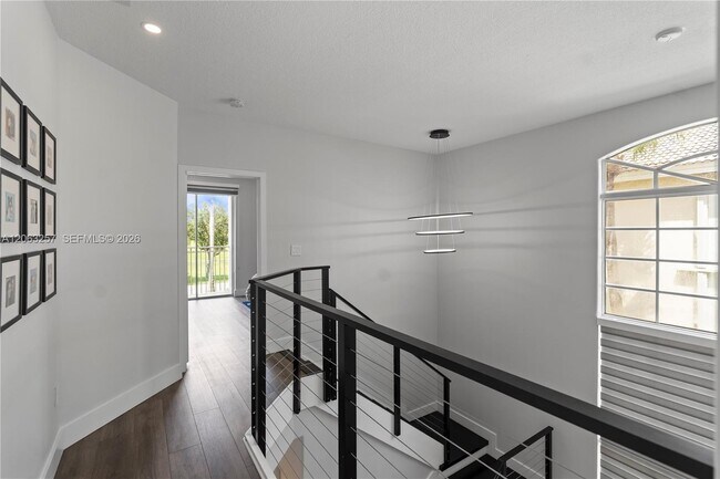 Building Photo - 10151 NW 32nd Terrace