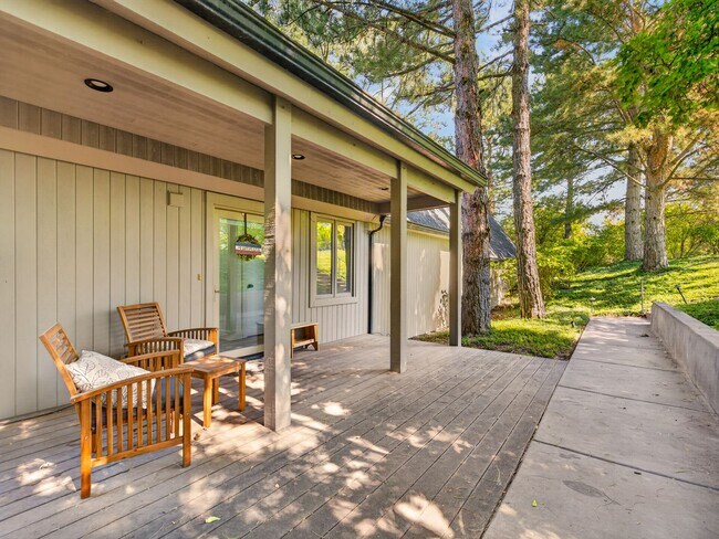 Building Photo - 11107 Gambel Oak Cir