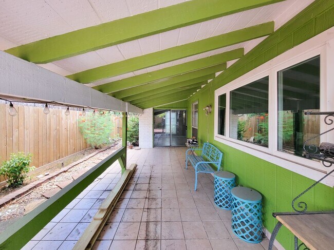 Building Photo - 16914 Judyleigh Dr