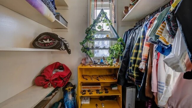 Building Photo - 680 6th St