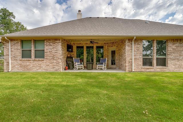 Building Photo - 404 Lacey Oak Ct