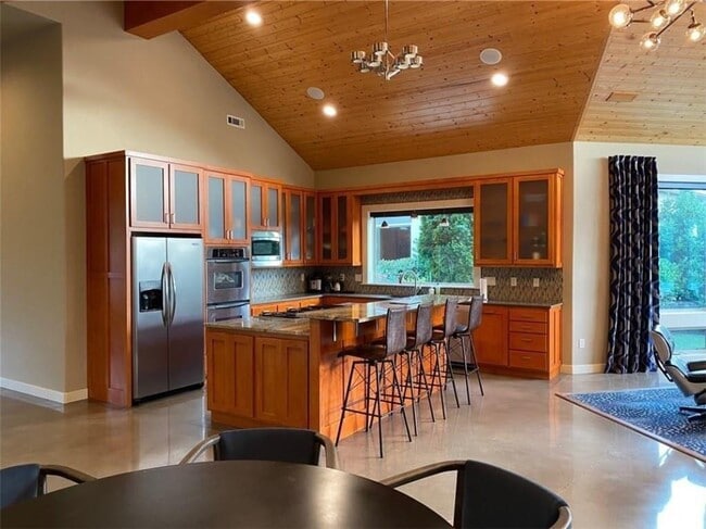 Building Photo - 17 W Augusta Ct