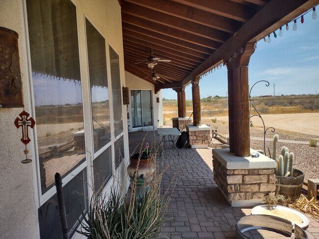 Building Photo - 1105 S 363rd Ave