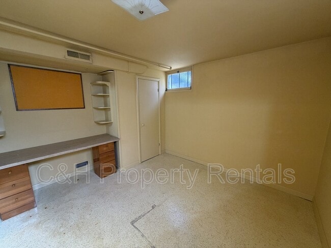 Building Photo - 1126 Lendel Ln