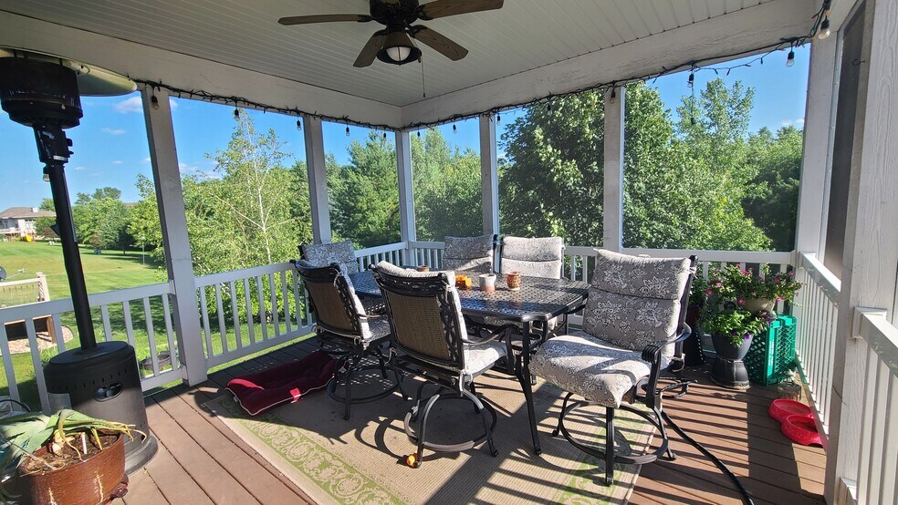 Building Photo - 2116 Peaceful Valley Pky