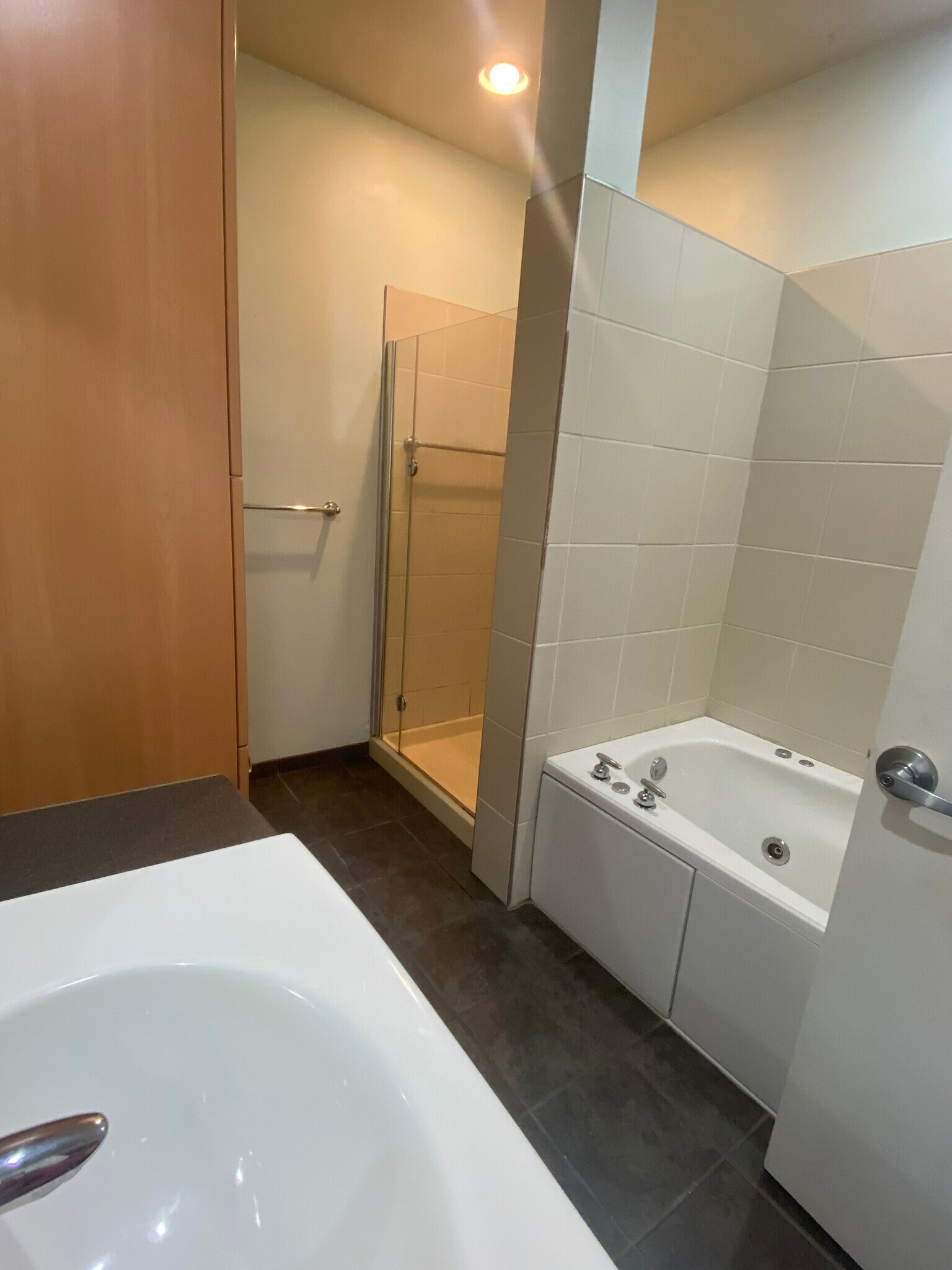 Master Bath - 805 Peachtree St NE