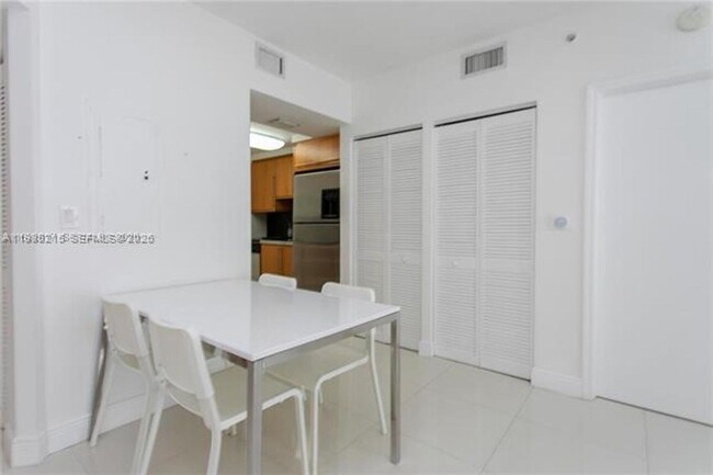 Building Photo - 6365 Collins Ave