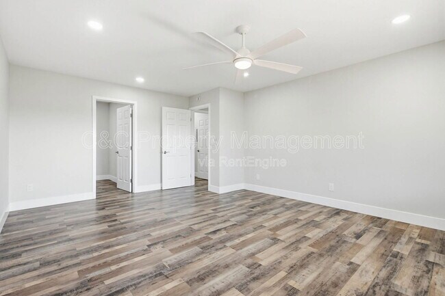 Building Photo - 25147 Jack Rabbit Acres
