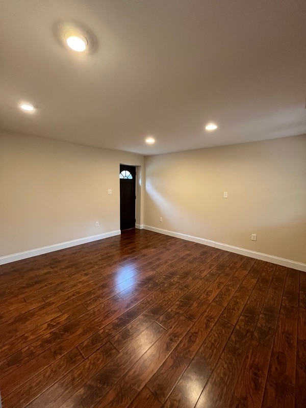 Building Photo - 1542 Monument Ave