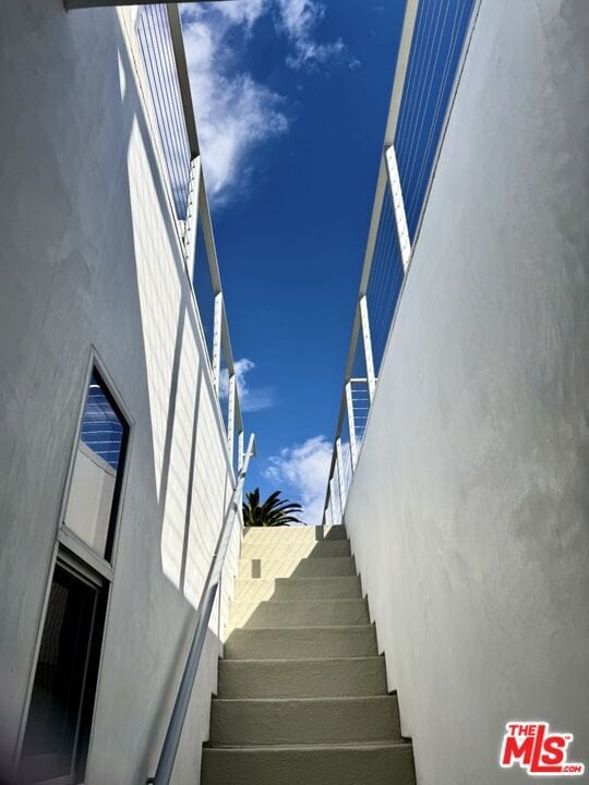 Building Photo - 4143 Madison Ave