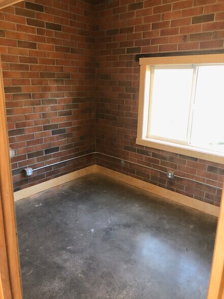 bedroom 1 - 330 S Cherry St