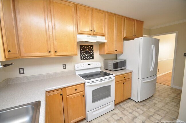 Building Photo - 1404 Woodline Dr