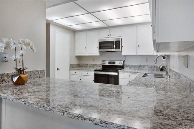 Building Photo - 5369 Algarrobo-