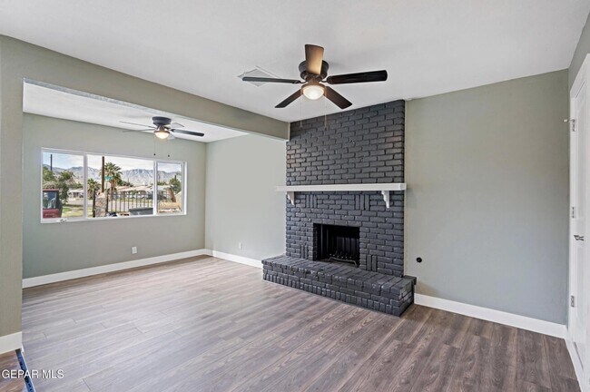 Building Photo - 10096 Ontario Ave