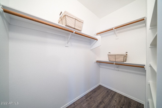 Building Photo - 3649 S Loback Ln