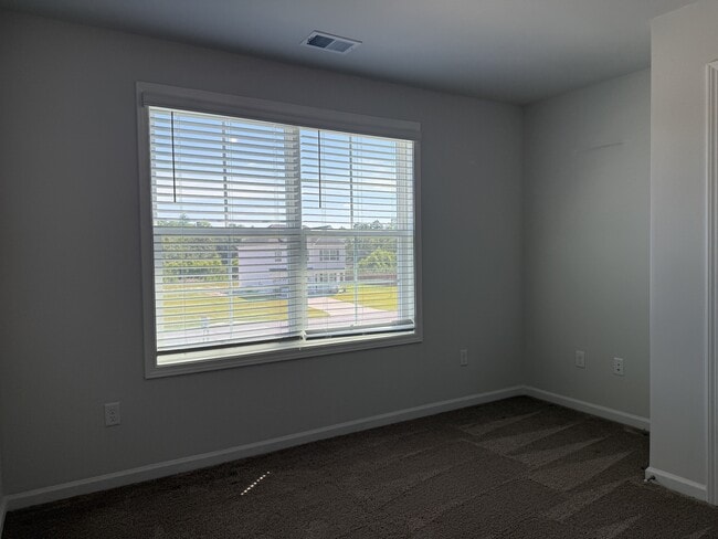 Building Photo - 259 Enclave Wy
