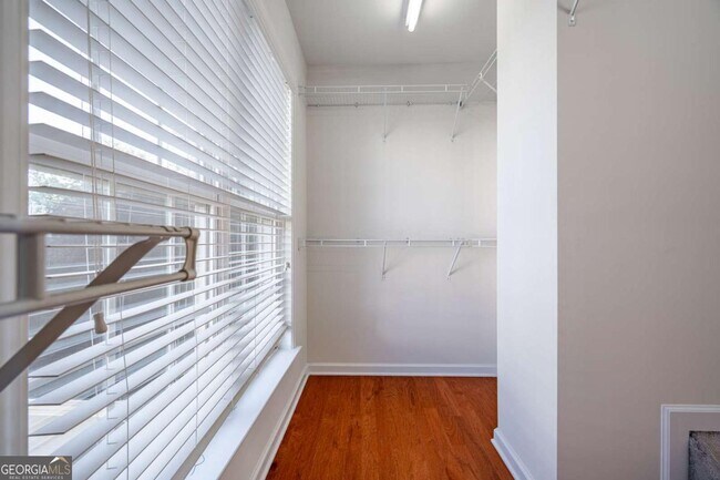 Building Photo - 112 Brianna Way