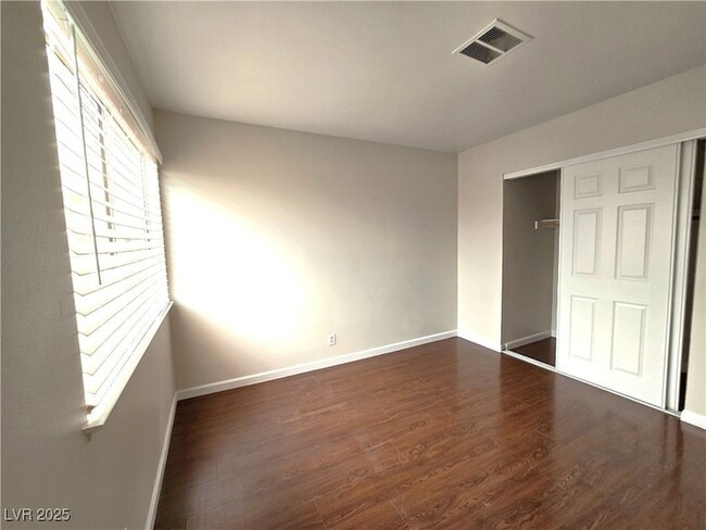 Building Photo - 4045 S Spitze Dr