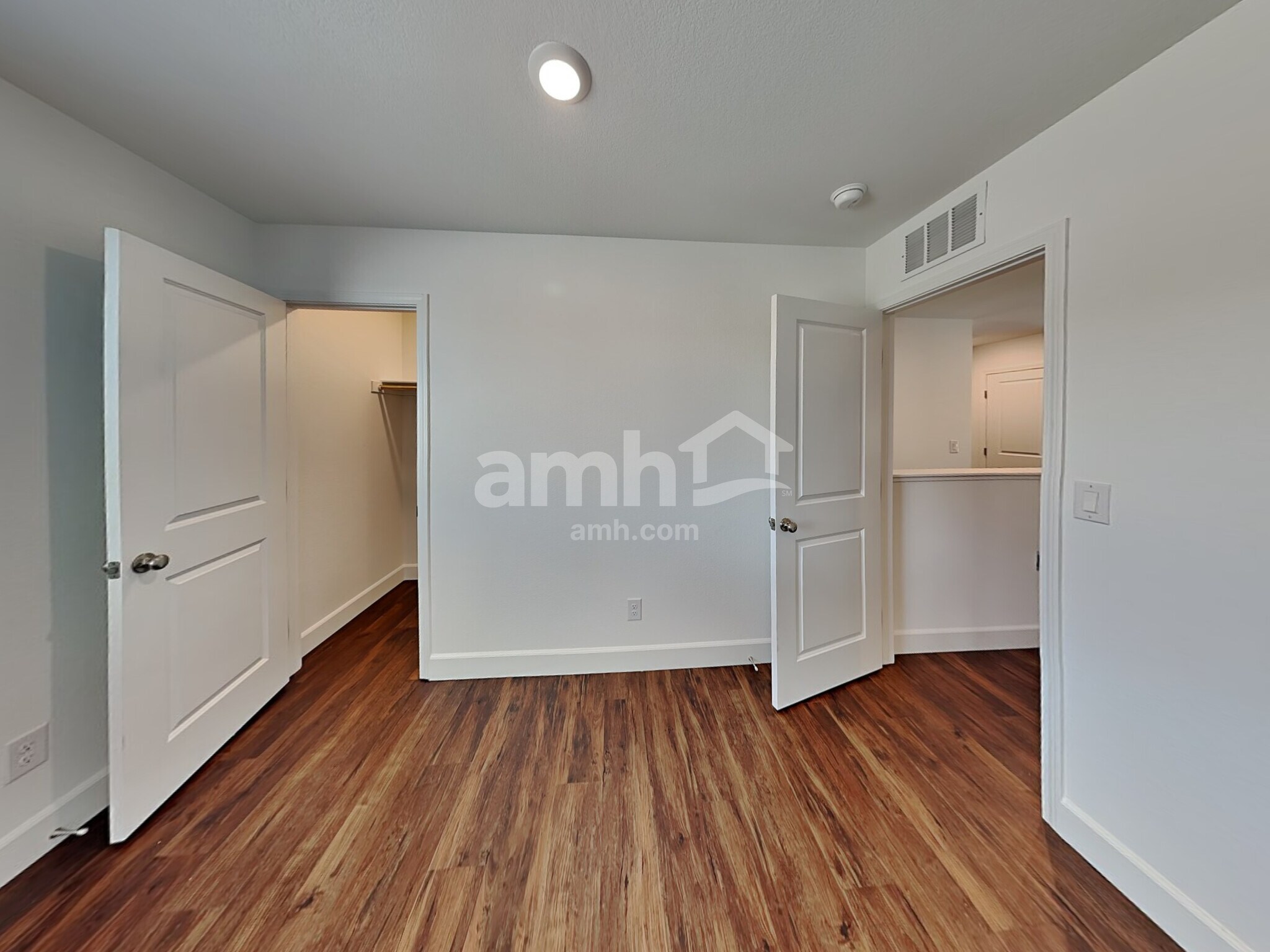 Building Photo - 10436 Bee Balm St