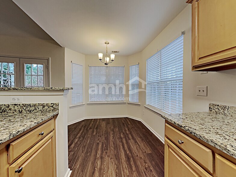 Building Photo - 3394 English Oaks Dr NW